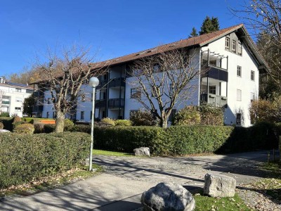 Erstbezug nach Sanierung: Helle 2-Zi-Wohnung mit Balkon in Bad Tölz