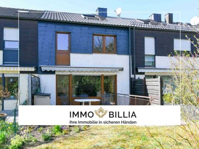 ImmoBillia: "Moderner Wohntraum in bester Lage – Stilvolles Reihenmittelhaus in Ludwigsburg-Oßweil!"
