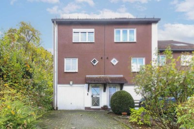 Richtig zuhause: Doppelhaushälfte mit Garten und Garage in Lüdenscheid