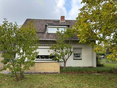 Einfamilienhaus ca. 151 m² Wfl. und 1.101 m² Grundstück  -ideal für handwerklich Begabte Käufer -