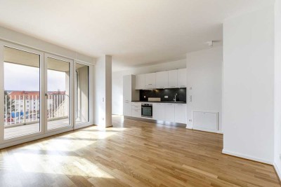 helle 2-Raum-Wohnung mit Wanne & Dusche und Balkon