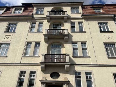 Helle 3-Zimmer Wohnung mit Balkon im 3. OG in Dresden-Mickten