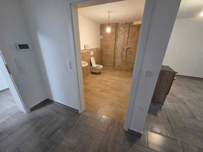 Luxuriöse 3-Zimmer Wohnung im 1. OG in Leimen