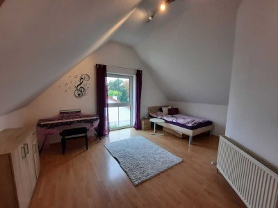 Helle 2-Zimmer Maisonette-Wohnung mit Balkon in Ingolstadt Südost