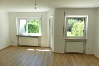 Erstbezug nach Renovierung - Attraktives REH mit EBK in A-Haunstetten