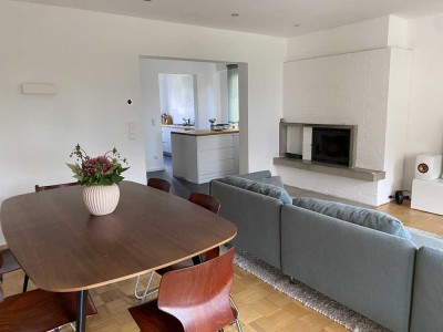 Familienfreundliches Reiheneckhaus mit 4,5 Zimmern 136 qm, Garage und Garten in Bergen-Enkheim