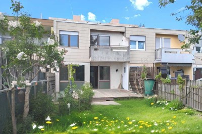 Geräumiges 1-Fam.-Reihenmittelhaus mit zwei Tiefgaragenstellplätzen in ruhiger Wohnlage!