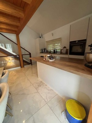 Haus im Haus - 2.5 Zimmer Maisonette Wohnung