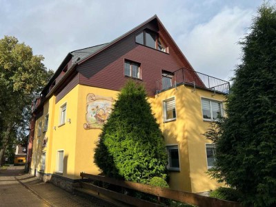 Große, sanierte 4-Raum Wohnung in Sehma inkl. Garage