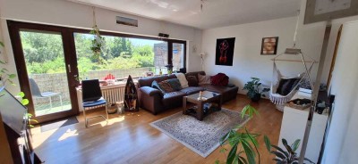 Große 4 Zimmer Wohnung in Bonn Beuel zur Zwischenmiete vom 01.09.2025 bis 30.04.2026.