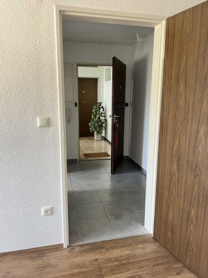 Helle 3-Zi- Wohng. in Nürnberg West; Balkon, U-Bahn, Stadtpark Fü. in Fußnähe