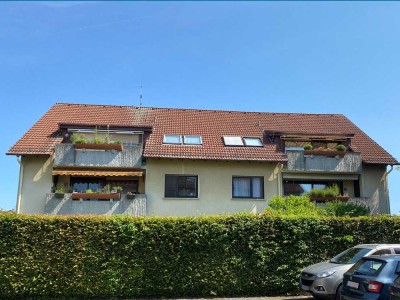 Exklusive 3-Raum-Dachgeschosswohnung mit EBK in Oberursel