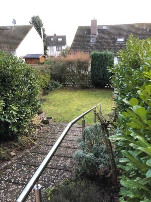 Schönes Reihenmittelhaus in Hofheim am Taunus mit Garten und Garage