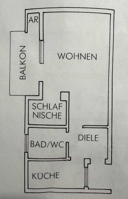 Erstbezug nach Sanierung mit Balkon und Einbauküche: Schöne 1,5-Zimmer-Hochparterre-Wohnung