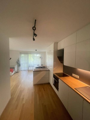 Schöne Neubauwohnung mit Terrasse und TG in Graz