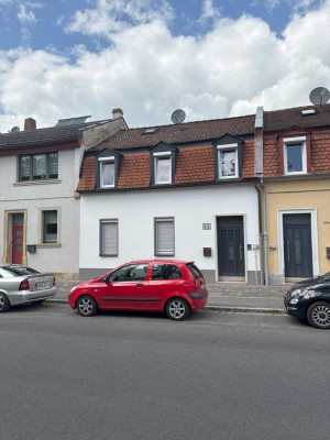 Kernsaniert, Erstbezug ! Reihenmittelhaus in Bamberg Moosstraße mit Garten zu vermieten.