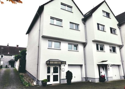 Nähe Nordpark: Vielseitiges Einfamilienhaus aus erster Hand