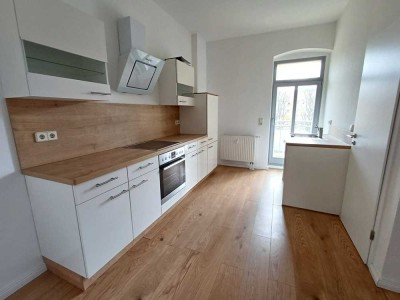 helle 2 Zimmer Wohnung mit EBK und Balkon in Freital
