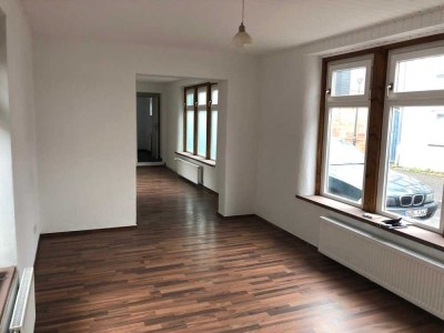 Helle renovierte 2-Zimmer-Wohnung im Zentrum von Altenstadt