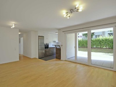 Helle Wohnung mit schönem Garten - in einer Sackgasse