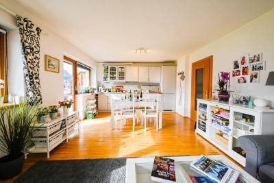 Sehr schöne 70 m² - 3-Zimmer-Eigentumswohnung in sonniger, ruhiger Panoramalage in Söll