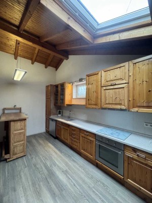 Helle 3-Zimmer Wohnung mit Kamin in Hennef zu vermieten