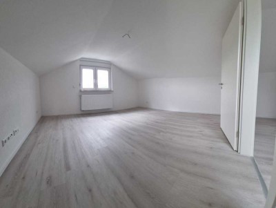 Moderne 2-Zimmer-Dachgeschosswohnung in Mühlacker-Lomersheim
