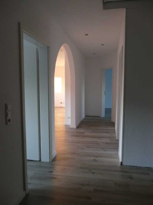 Sanierte 3-Zimmer-Wohnung mit Balkon in Rodgau