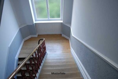 5-Zimmer-Wohnung mit Loggia