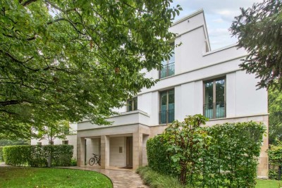 Blanche - Exklusives Wohnen in Hamburg – Luxuriöser Familientraum mit Garten & Terrasse