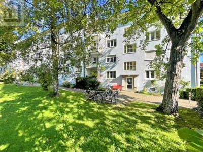 Gepflegte 2-Zimmer Wohnung in Hochparterre mit Loggia in Konstanz-Petershausen