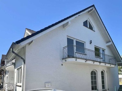 NIEDRIGENERGIEHAUS | MODERNES UND GROßZÜGIGES ZWEIFAMILIENHAUS MIT EINLIEGERWOHNUNG & GROßEM GARTEN