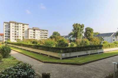 Ort der Gemütlichkeit: Sanierte 2-Zi.-Etagenwohnung mit TG-Stellplatz in Innenstadtlage