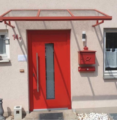 Möbliertes  5-Zimmer-Reihenmittelhaus in Veitshöchheim zu vermieten.
