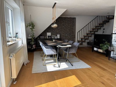 Modernisierte Wohnung mit drei Zimmern sowie Balkon und Einbauküche in Fürth Espanstraße