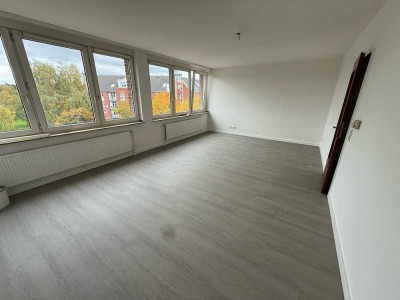 Schöne renovierte 3-Zimmer-Wohnung mit Balkon auf der Furth