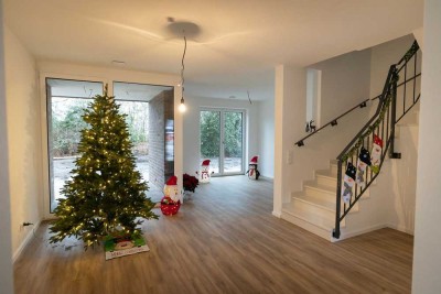 Bezugsfertig 01.01.2026! Exklusives Neubau-Reihenendhaus im Herzen von Friedrichsfehn!