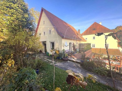Historische Wohnperle mit Kamin, Terrasse und traumhafter Aussicht - vermietet