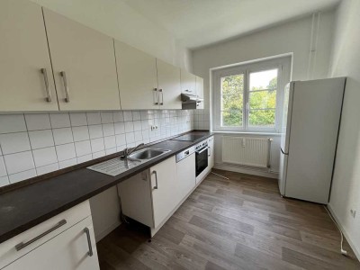 Top Studentenangebot..Super 2-Zimmer-WG-Wohnung inkl. EBK