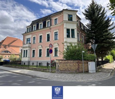Individuelle Singlewohnung ... separate Küche ... Wannenbad!