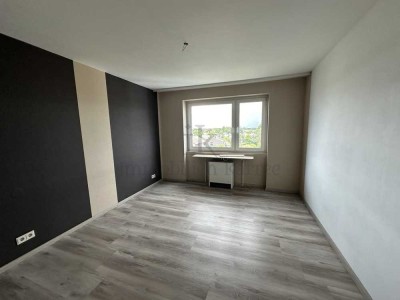 Moderne Wohnung mit Schöner Aussicht in Pulheim