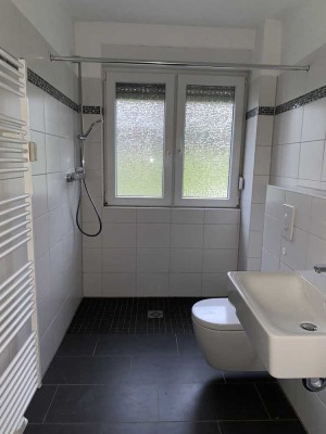 Helle 3,5 Zimmerwohnung mit Balkon