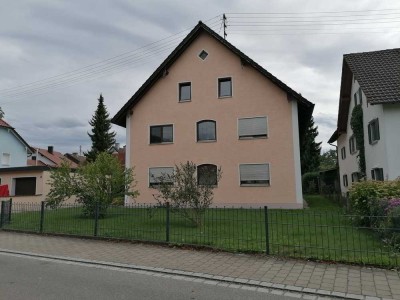 3,5 Zimmer Erdgeschosswohnung mit Terasse in Ettringen