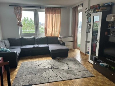 Sendling - Schöne 3-Zimmer Wohnung mit Wohnküche und Westbalkon - sofort frei!