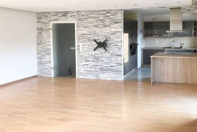 RESERVIERT! Charmante 4-Zimmer-Eigentumswohnung mit Balkon!