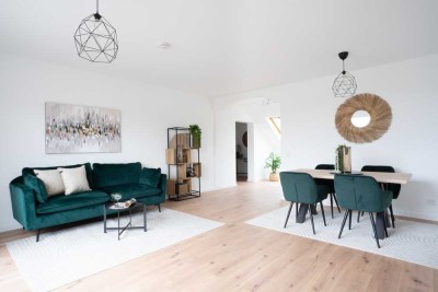 Großzügige Eigentumswohnung mit Loggia und Aufzug - renoviert & bezugsfertig