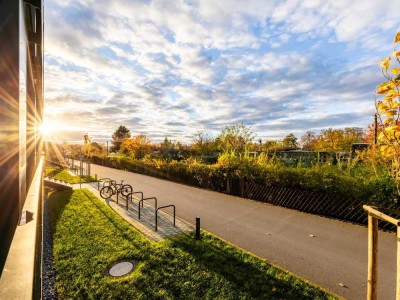 2-Zimmer-Erdgeschoss-Wohnung mit Loggia nahe der Elbterrasse