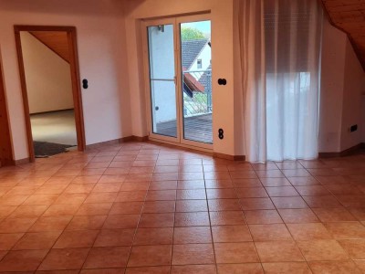 3-Zimmer Dachgeschosswohnung mit Balkon in Worms-Abenheim