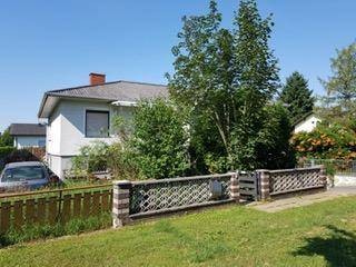 Zentrales Einfamilienhaus, Kellergeschoss mit direktem Tageslicht,, 1.015 m² Grundstücksfläche