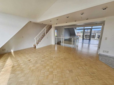 Maisonette-Juwel in Eller: 115 m², zwei Balkone & offener Wohnbereich – nur mit Küchenübernahme